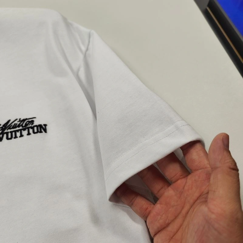 Louis Vuitton T-Shirts Popular 137138