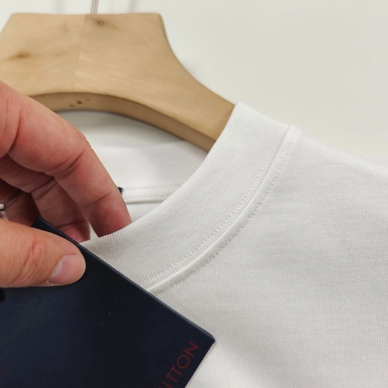 Louis Vuitton T-Shirts MultiPurpose 137139