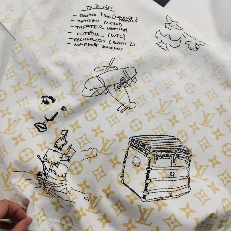Louis Vuitton T-Shirts MultiPurpose 137139