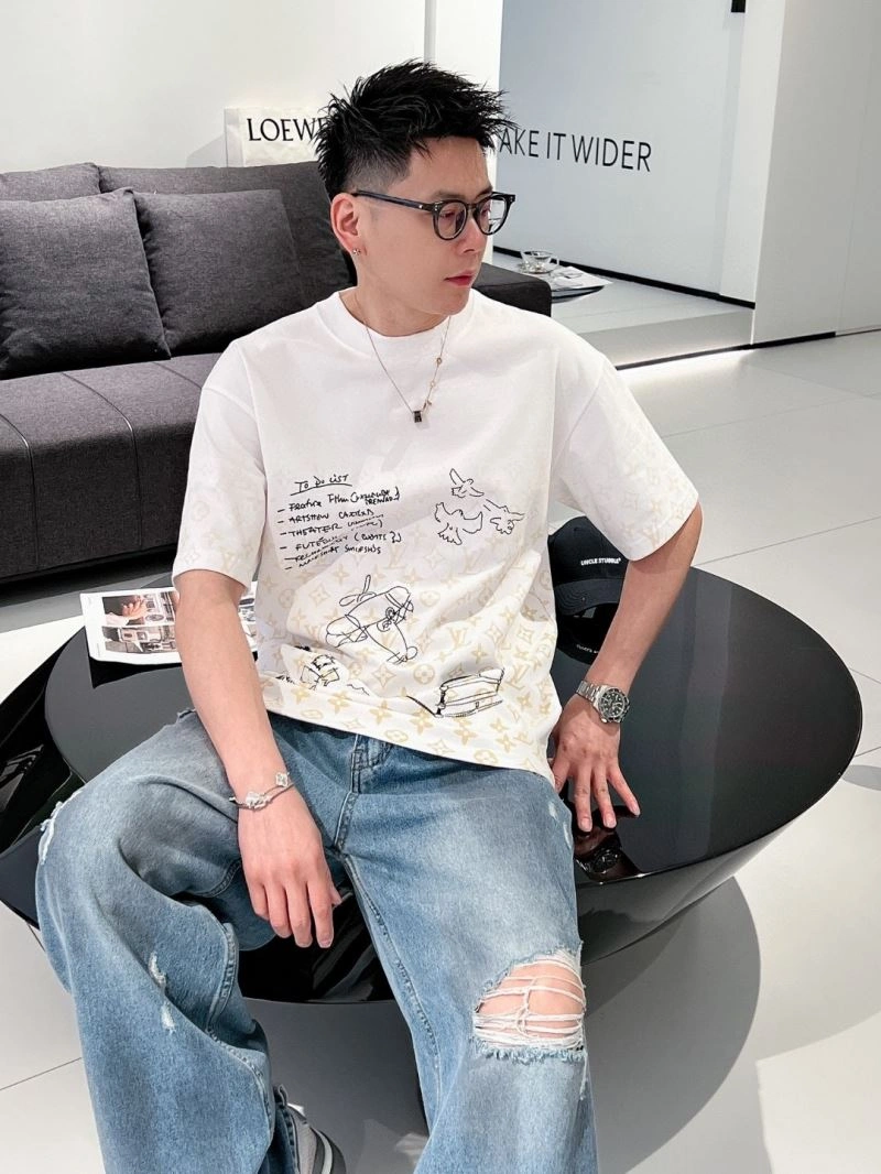 Louis Vuitton T-Shirts MultiPurpose 137139