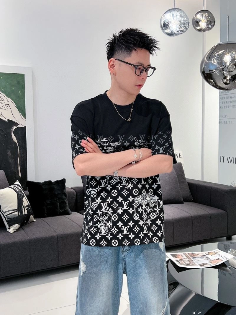 Louis Vuitton T-Shirts MultiPurpose 137139