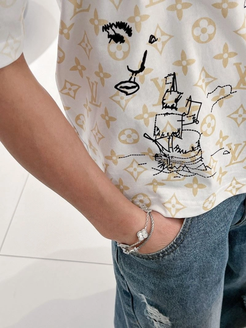Louis Vuitton T-Shirts MultiPurpose 137139