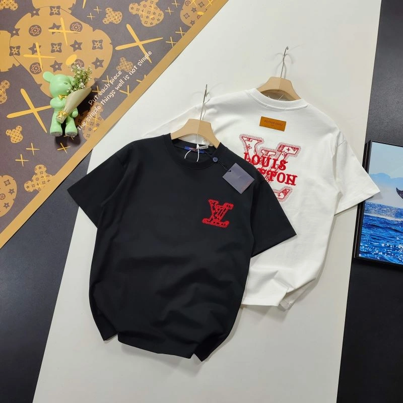 Comfortable Louis Vuitton T-Shirts 137137