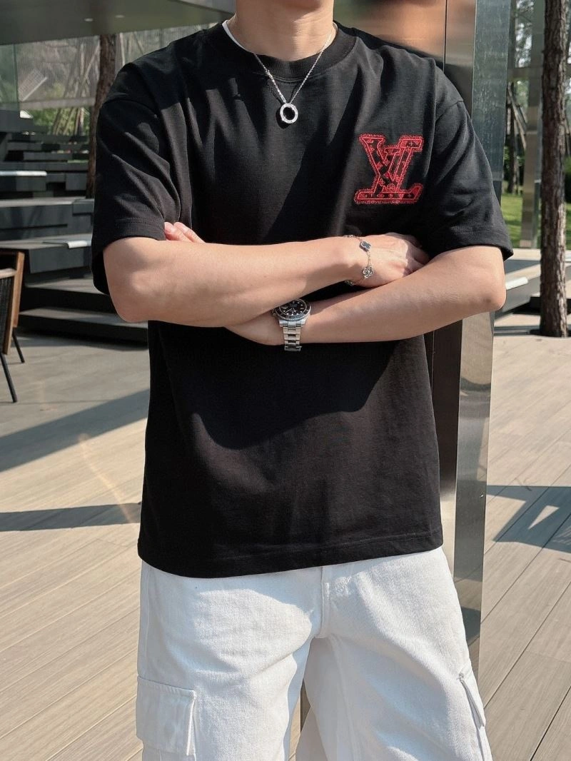Comfortable Louis Vuitton T-Shirts 137137