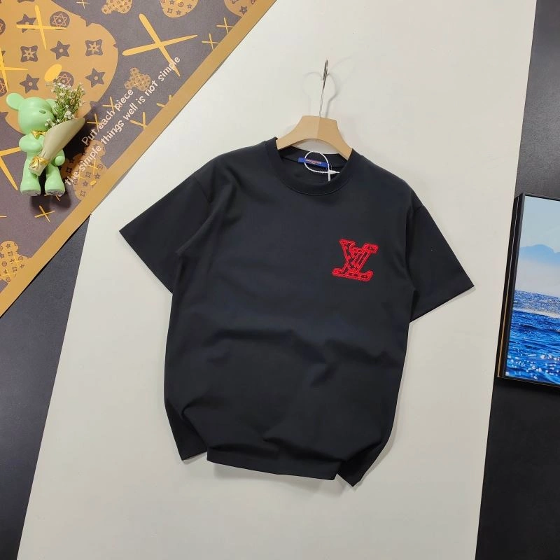Comfortable Louis Vuitton T-Shirts 137137