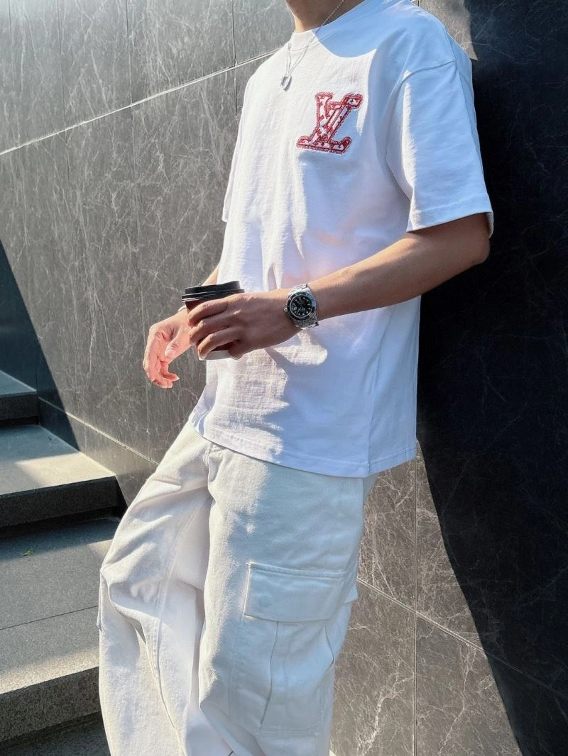 Comfortable Louis Vuitton T-Shirts 137137