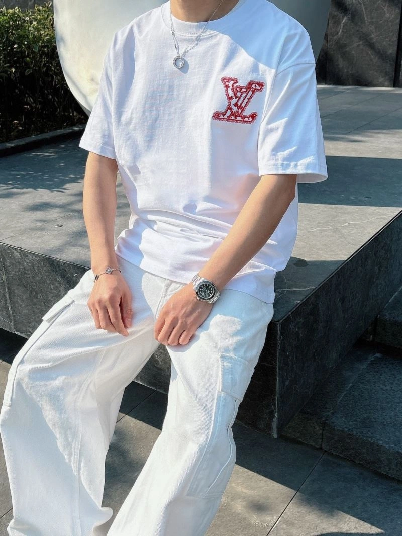 Comfortable Louis Vuitton T-Shirts 137137