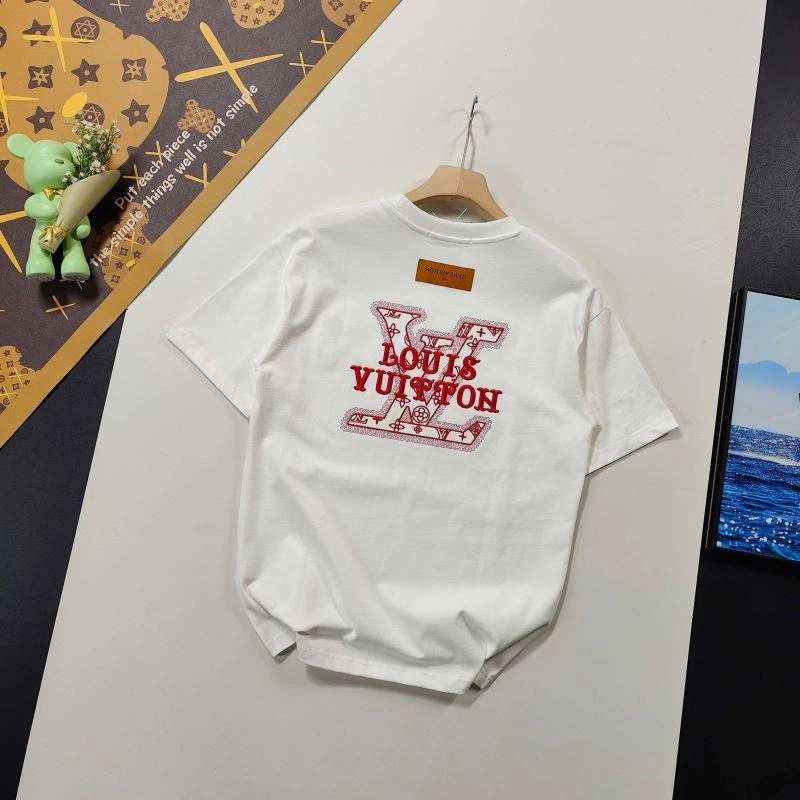 Comfortable Louis Vuitton T-Shirts 137137