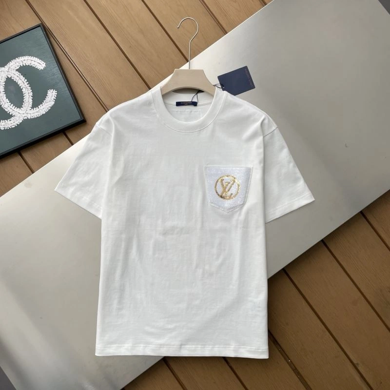 Minimalist Louis Vuitton T-Shirts 137117