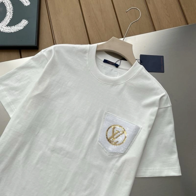Minimalist Louis Vuitton T-Shirts 137117