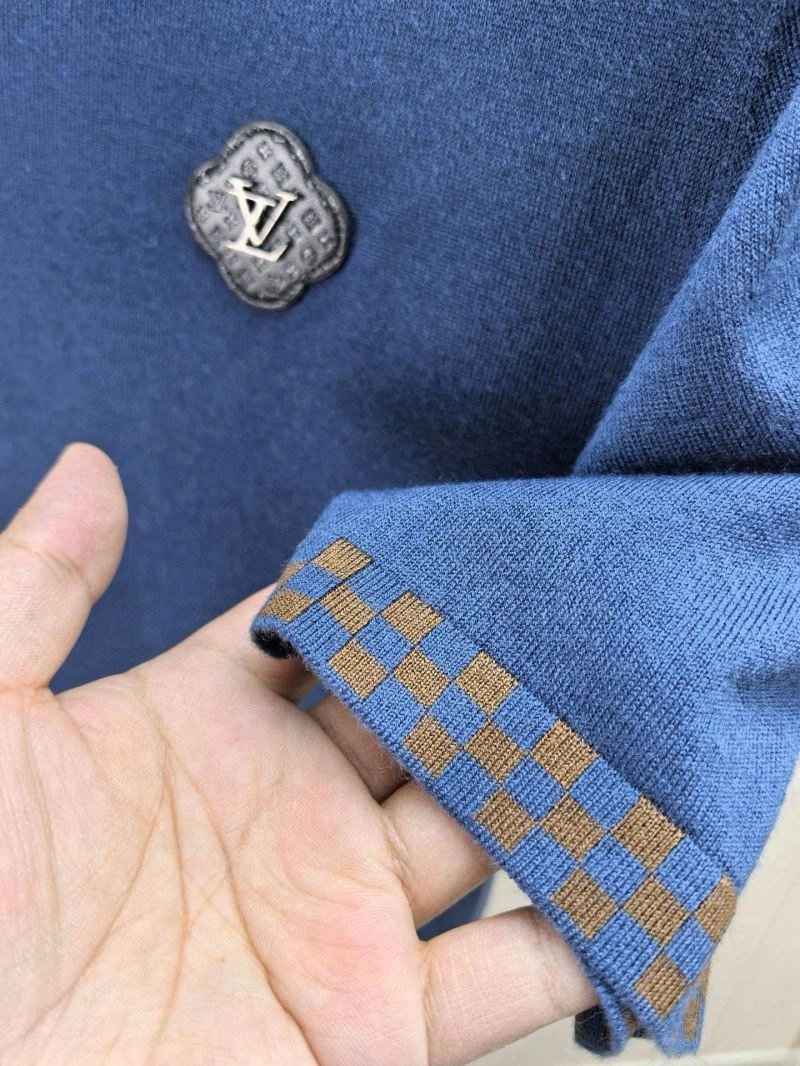 Compact Louis Vuitton T-Shirts 137135