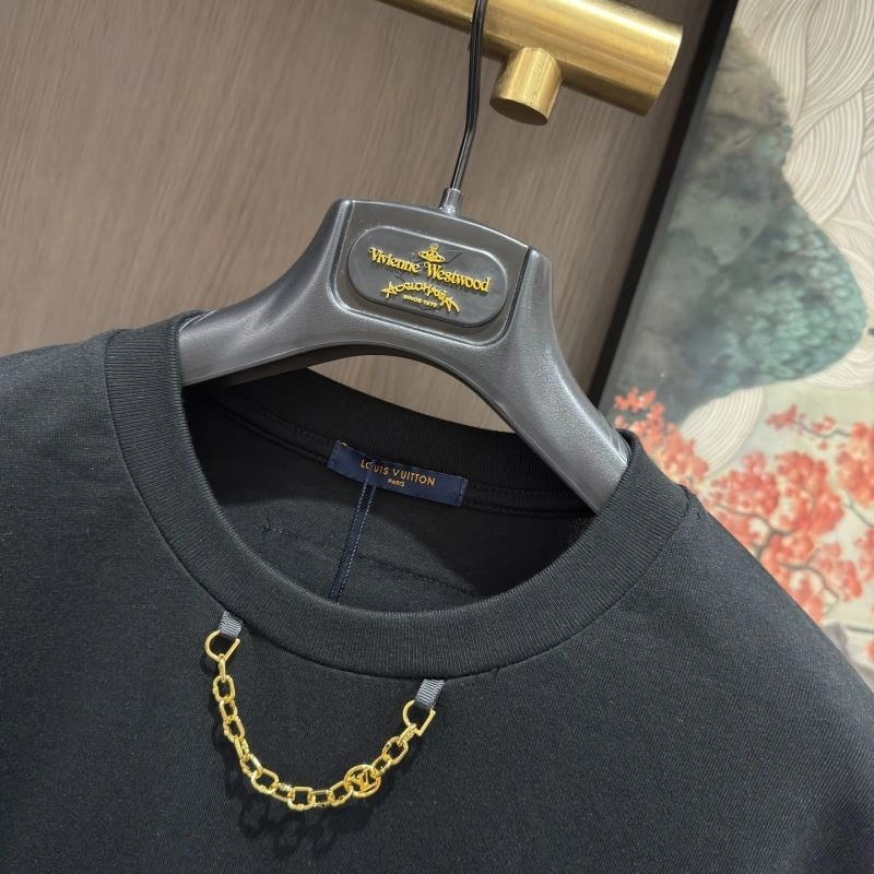 Classic Louis Vuitton T-Shirts 137118