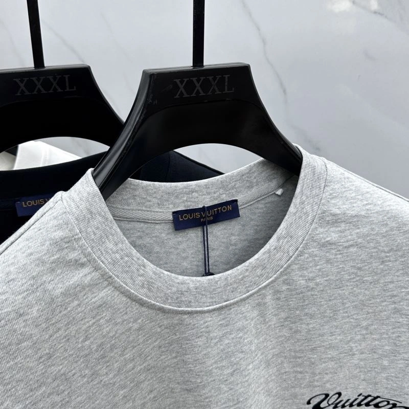 Louis Vuitton T-Shirts WellDesigned 137131