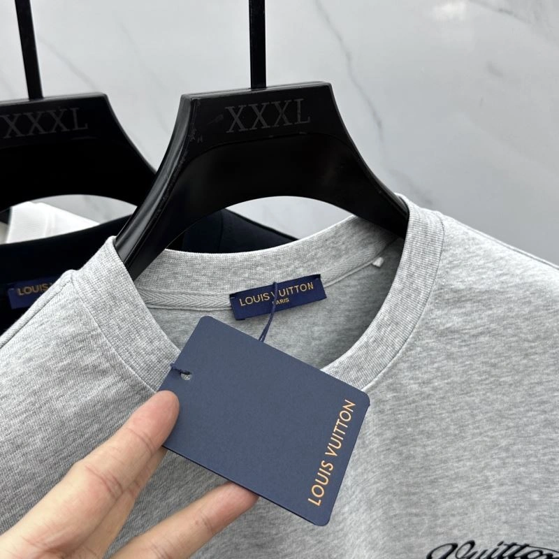 Louis Vuitton T-Shirts WellDesigned 137131