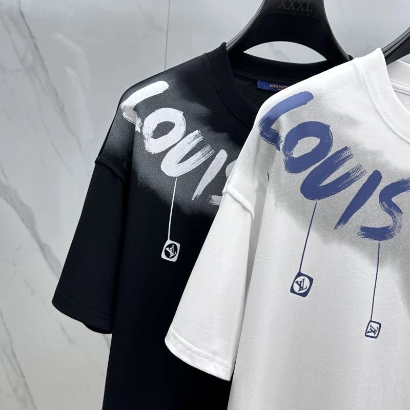 Louis Vuitton T-Shirts EasyCare 137110
