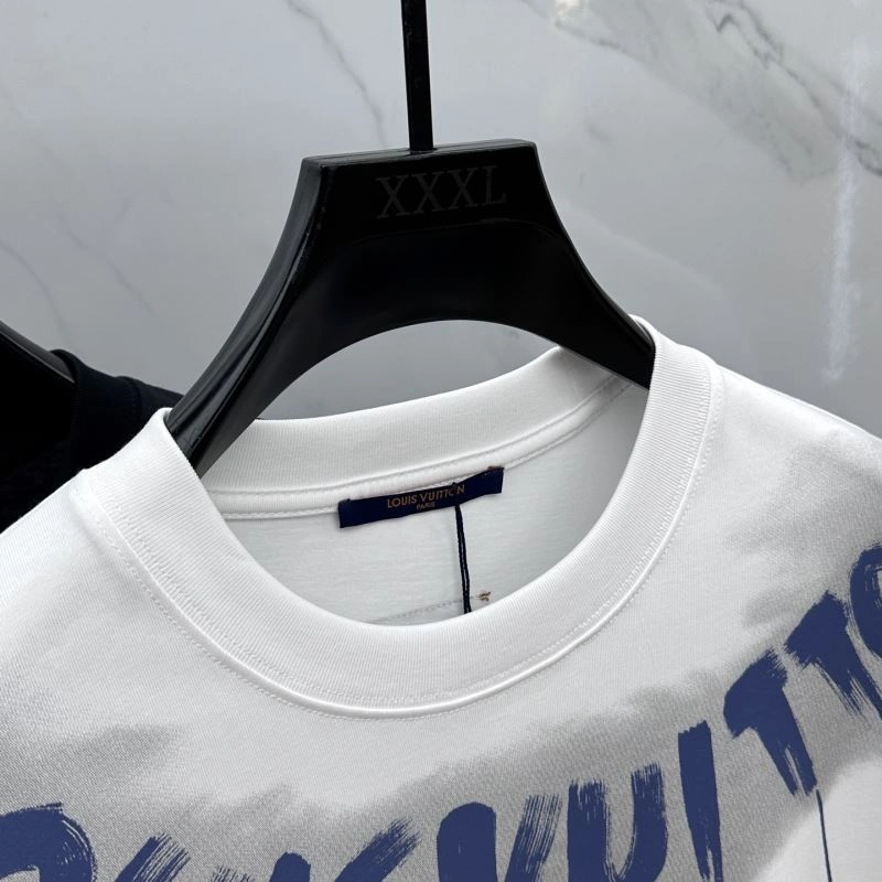 Louis Vuitton T-Shirts EasyCare 137110