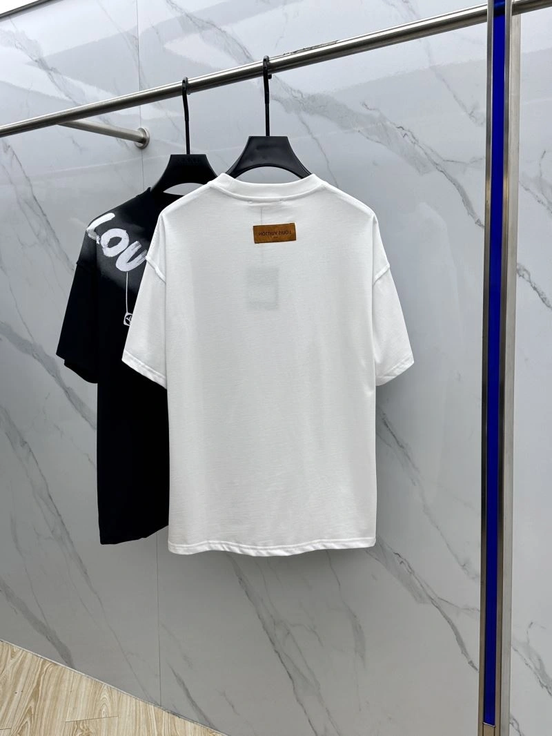 Louis Vuitton T-Shirts EasyCare 137110