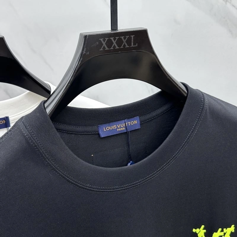Durable Louis Vuitton T-Shirts 137128