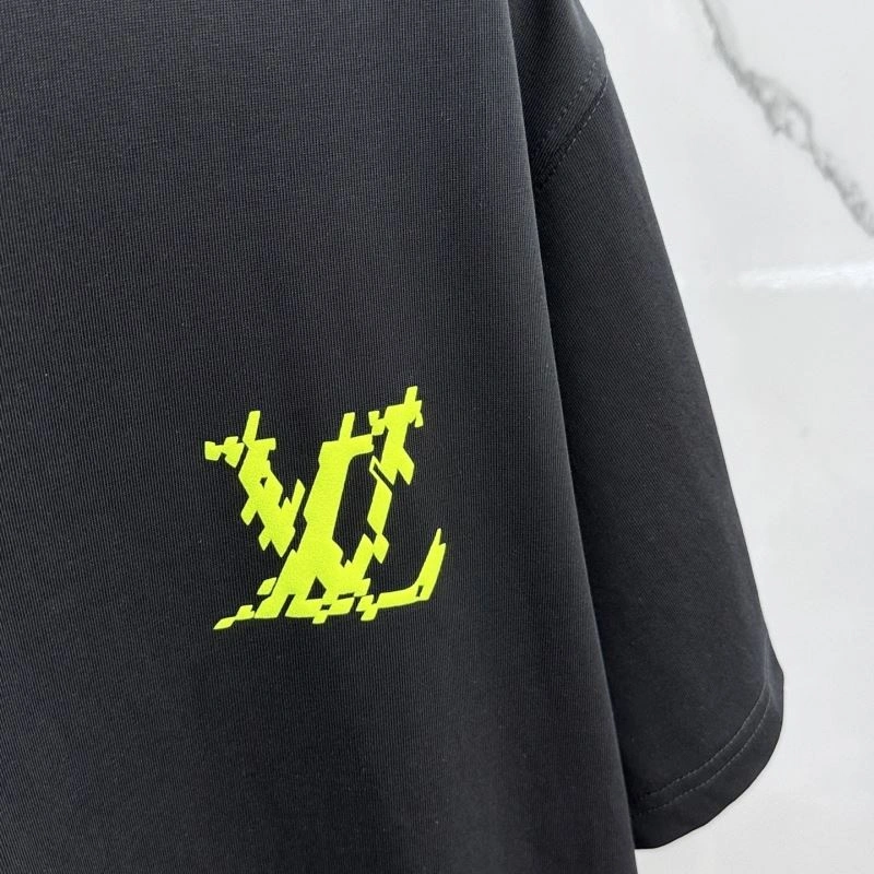 Durable Louis Vuitton T-Shirts 137128
