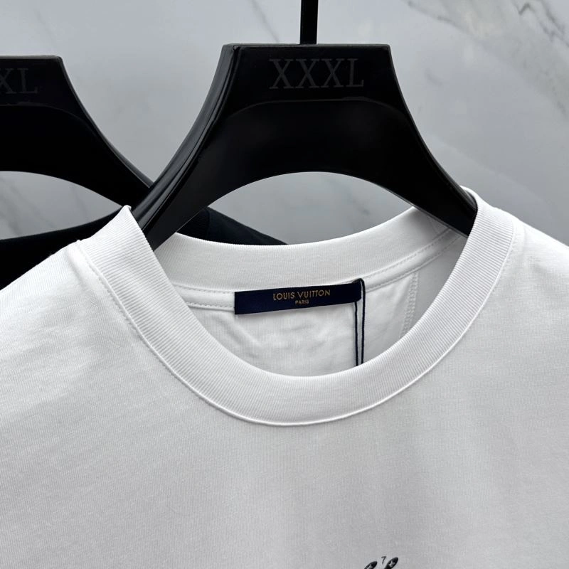 Affordable Louis Vuitton T-Shirts 137115