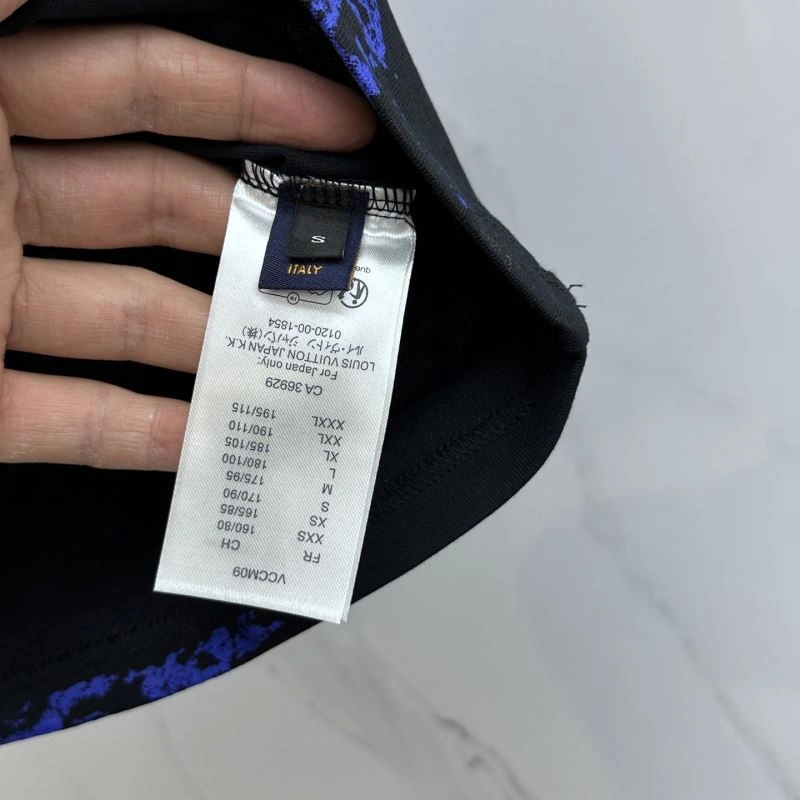 Louis Vuitton T-Shirts Efficient 137129