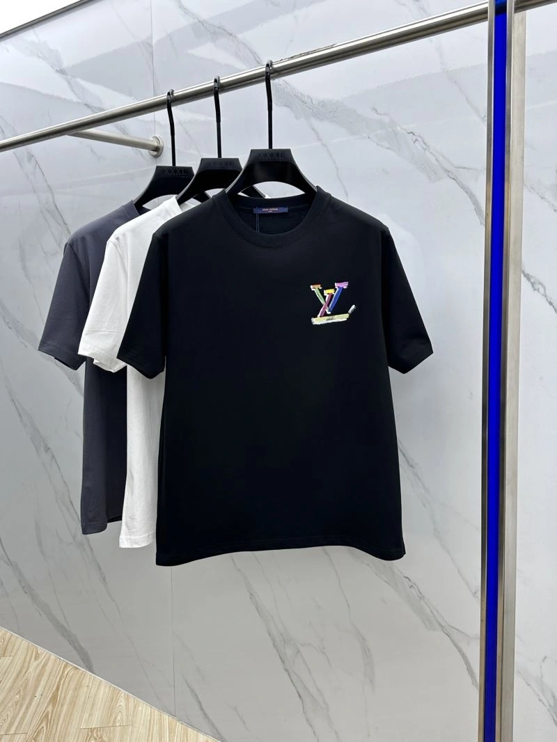 Louis Vuitton T-Shirts Affordable 137126