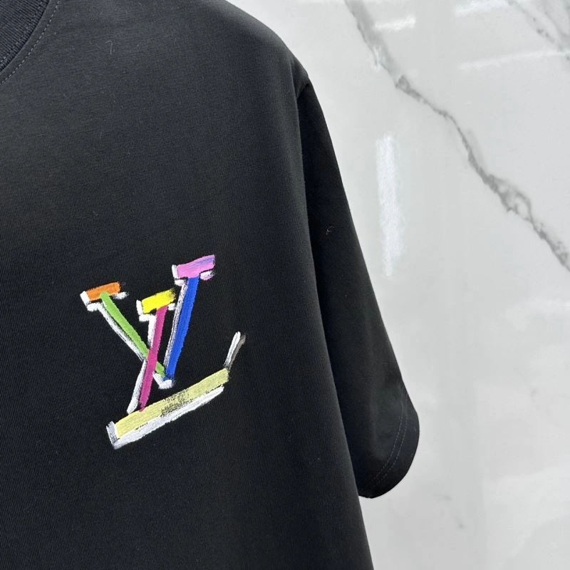 Louis Vuitton T-Shirts Affordable 137126