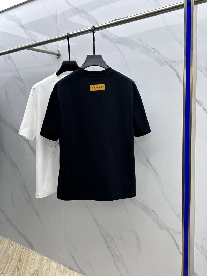 Original Louis Vuitton T-Shirts 137122