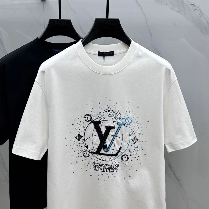 MoistureWicking Louis Vuitton T-Shirts 137123