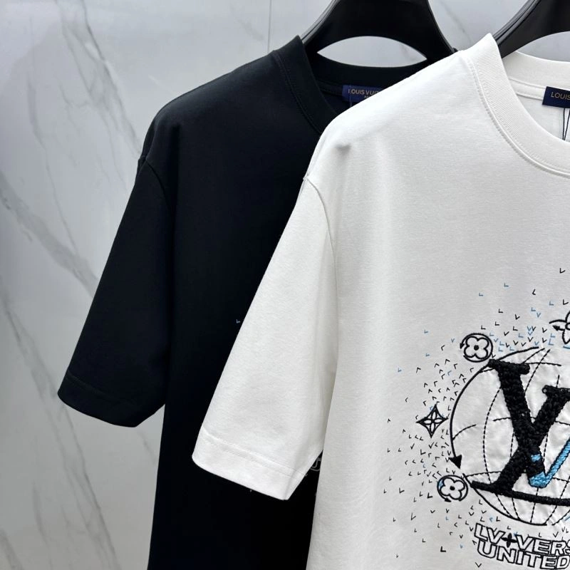 MoistureWicking Louis Vuitton T-Shirts 137123