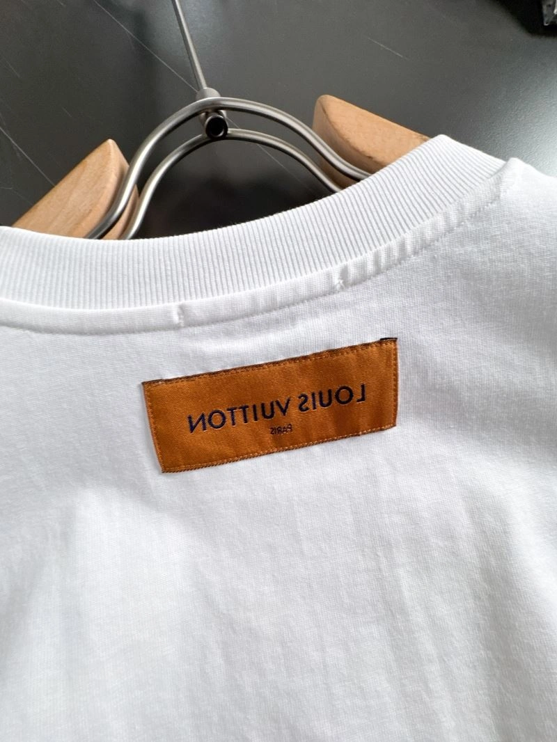 NewStyle Louis Vuitton T-Shirts 137114