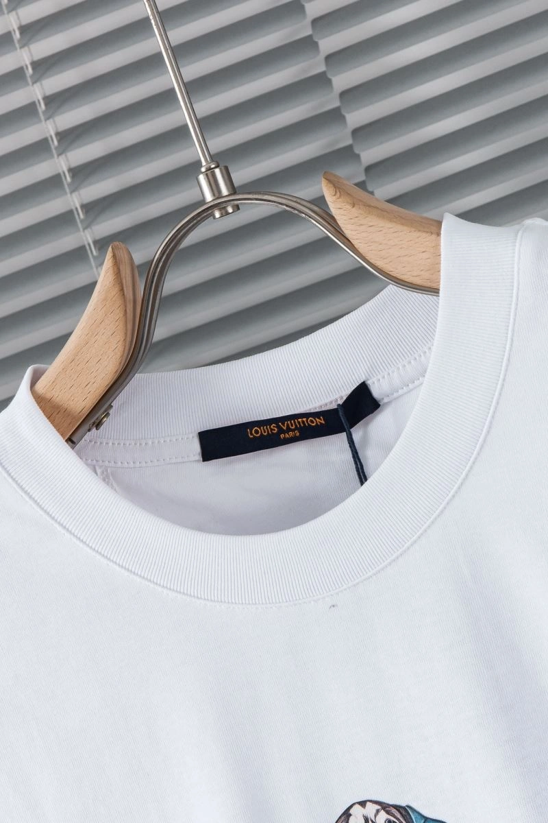 EasyMatch Louis Vuitton T-Shirts 137112