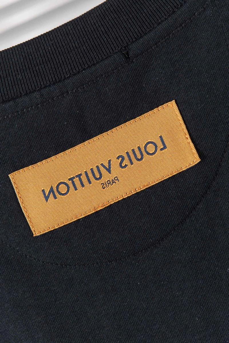NewStyle Louis Vuitton T-Shirts 137130