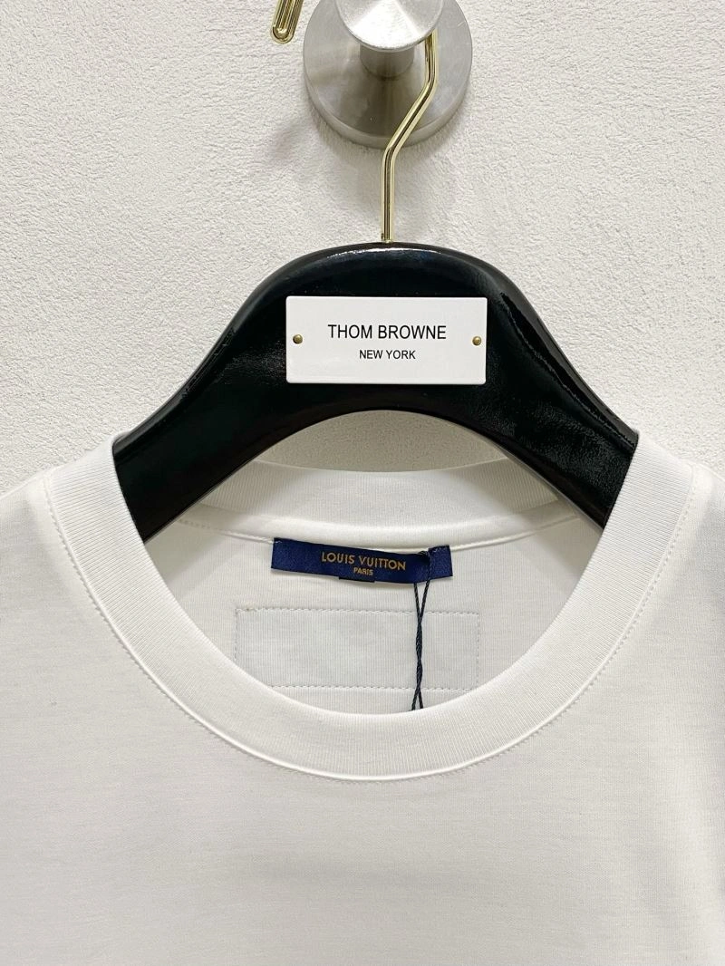 WeatherProof Louis Vuitton T-Shirts 137103