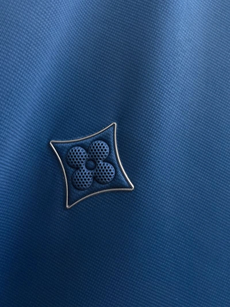 Neat Louis Vuitton T-Shirts 137100