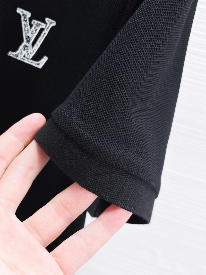Elegant Louis Vuitton T-Shirts 137076