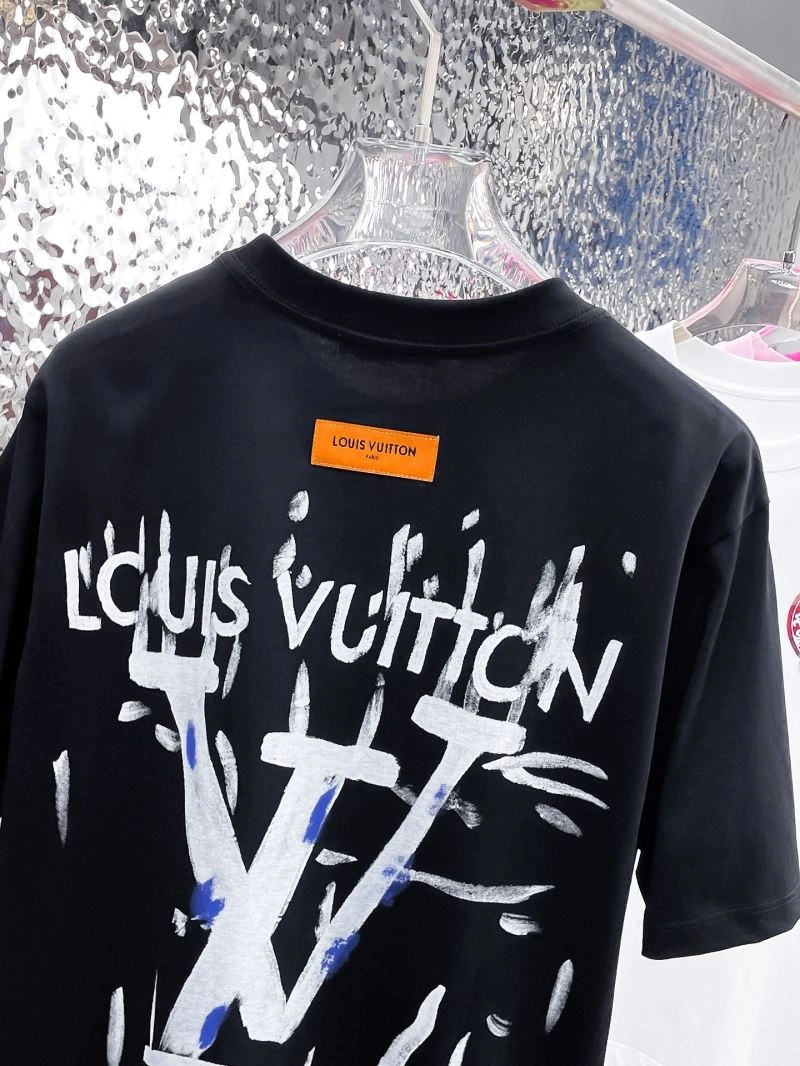 Louis Vuitton T-Shirts Resilient 137097