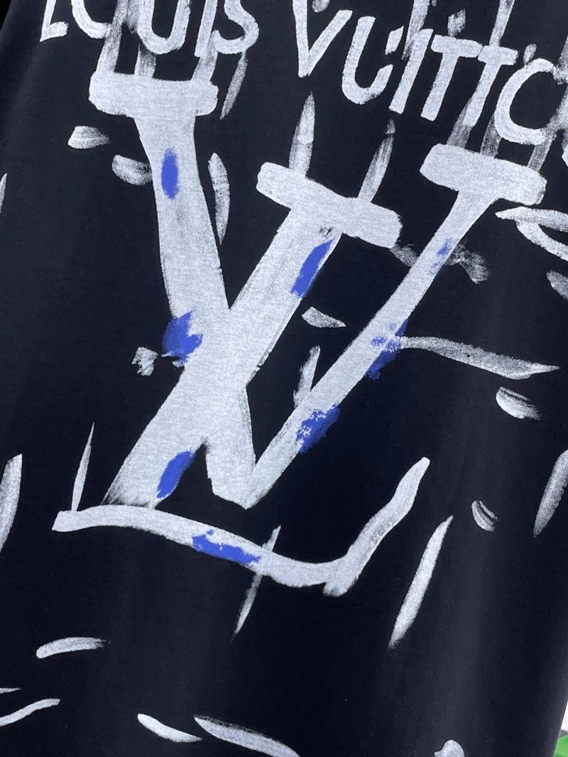 Louis Vuitton T-Shirts Resilient 137097