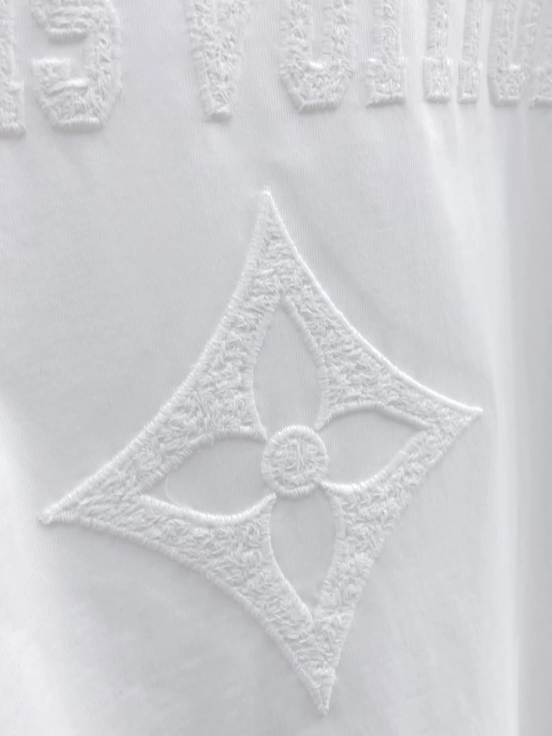 Durable Louis Vuitton T-Shirts 137068