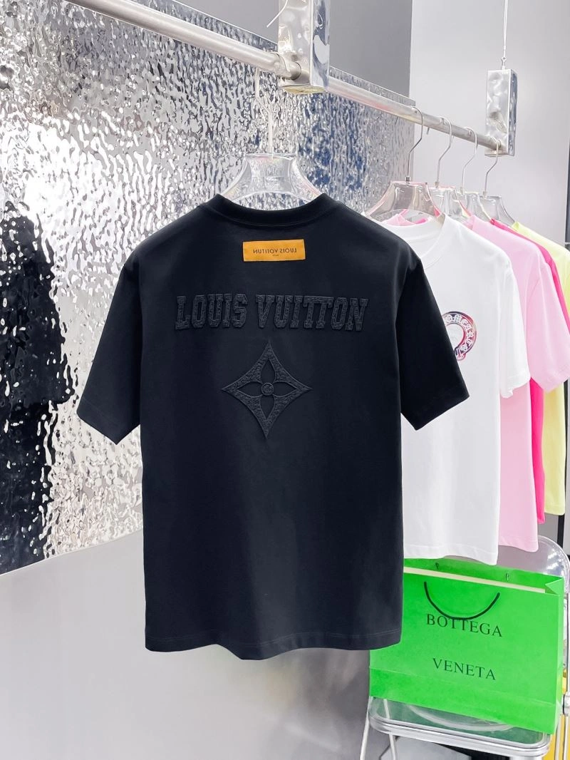 Louis Vuitton T-Shirts Modern 137067