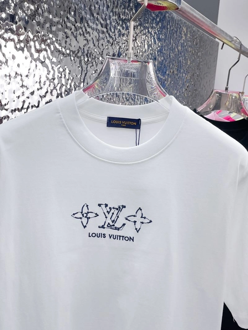 Louis Vuitton T-Shirts Comfortable 137085