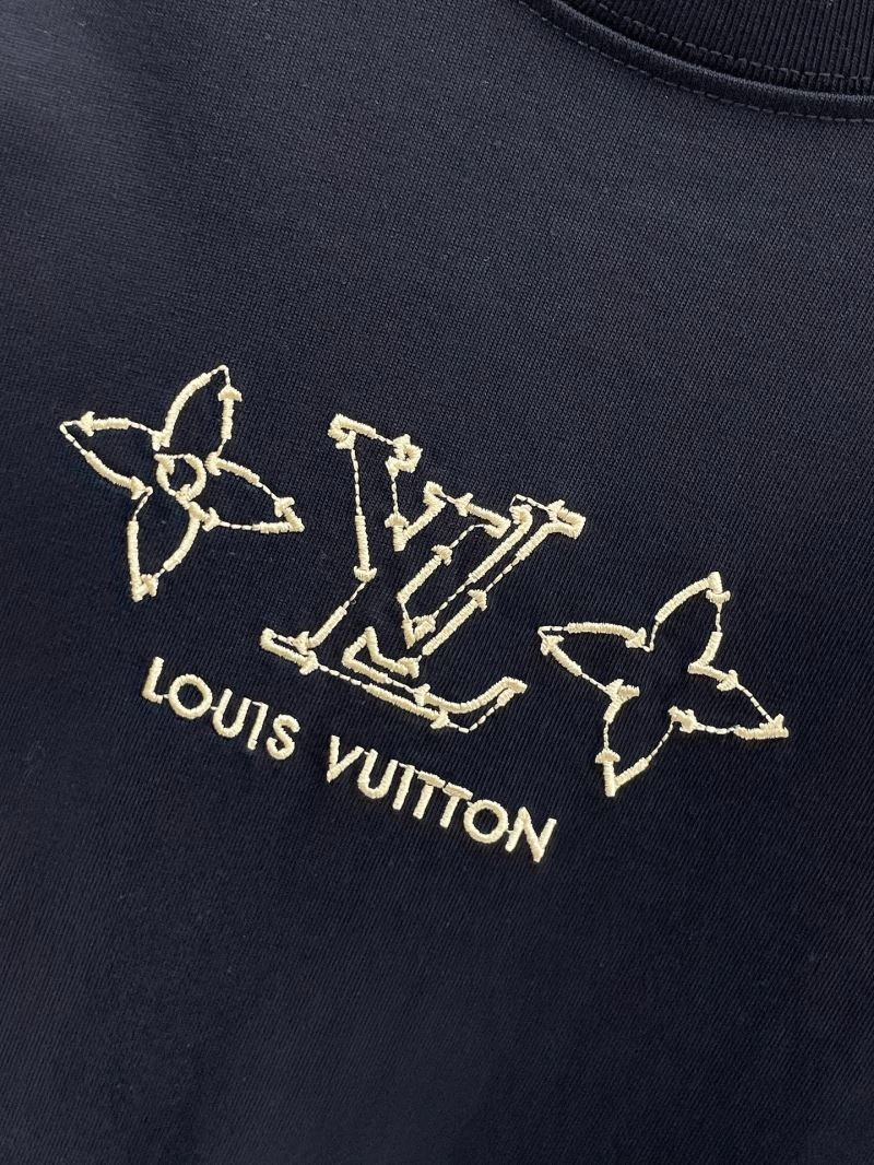 Breathable Louis Vuitton T-Shirts 137082