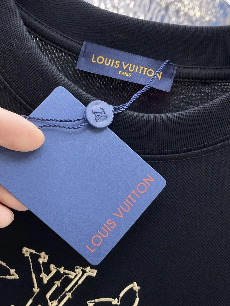 Breathable Louis Vuitton T-Shirts 137082