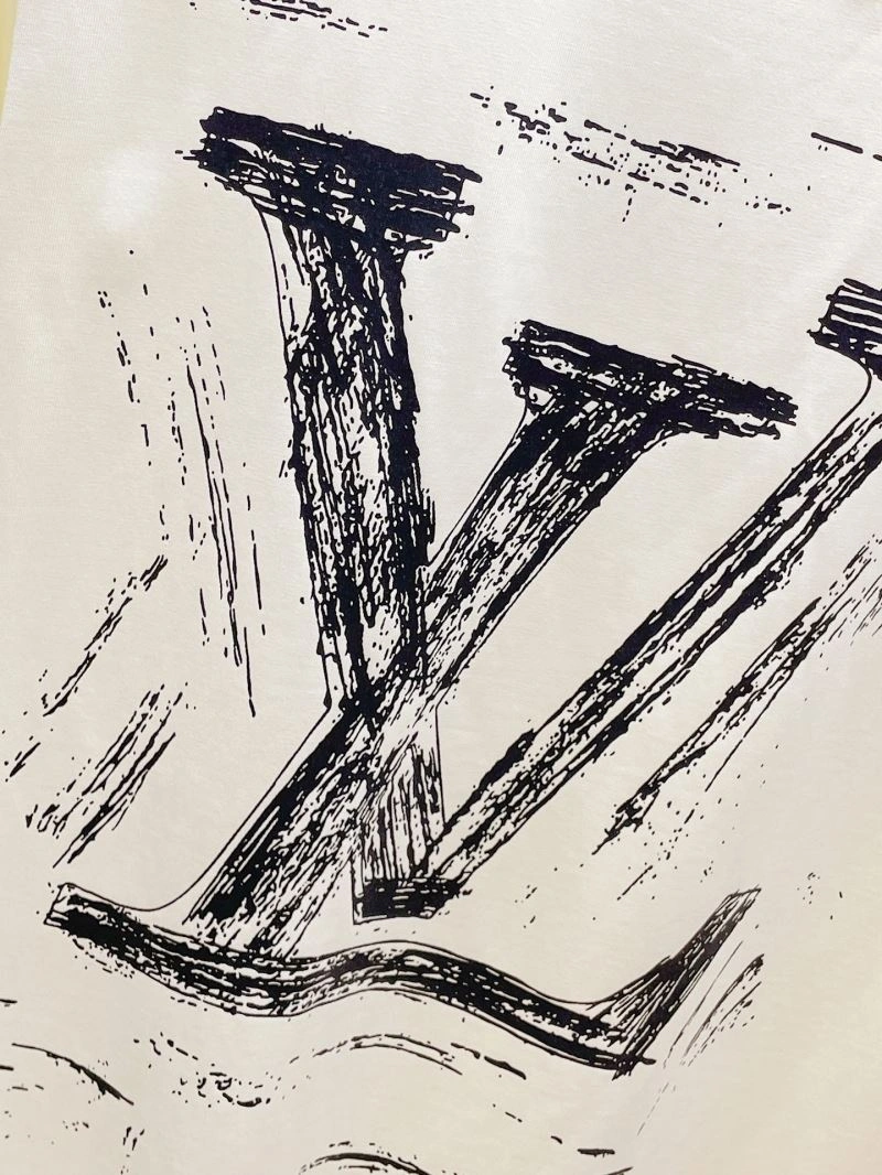 Louis Vuitton T-Shirts Fashionable 137062