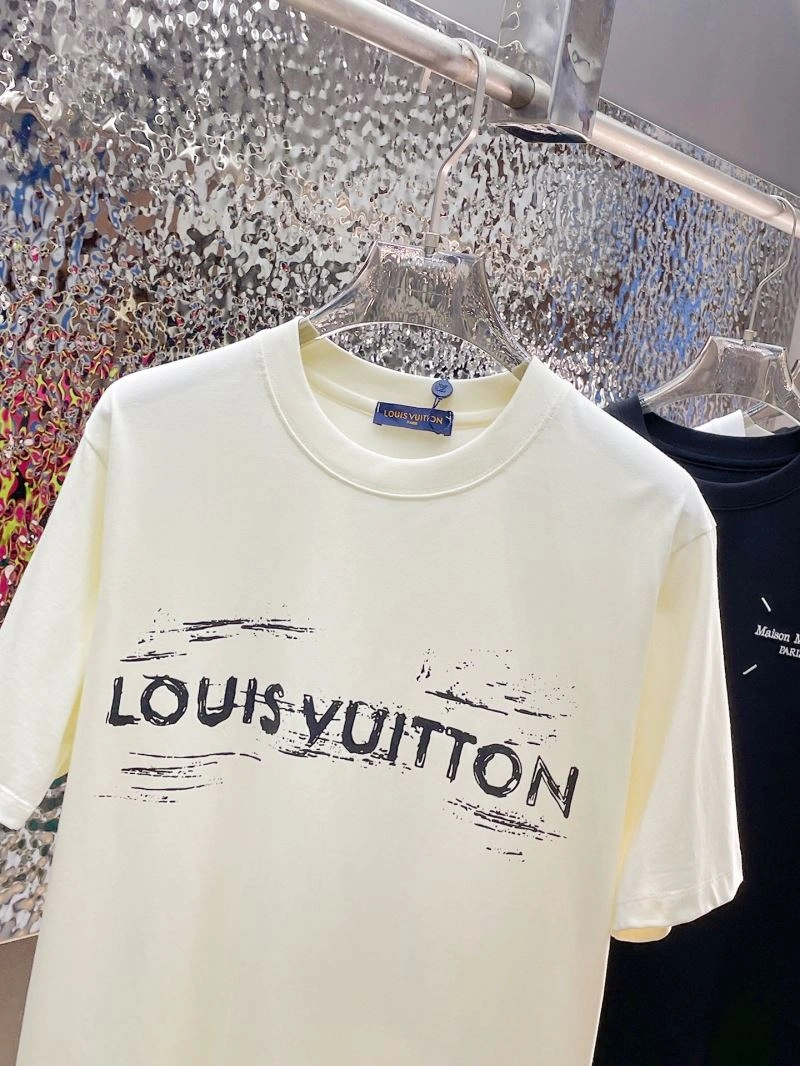 Louis Vuitton T-Shirts Fashionable 137062