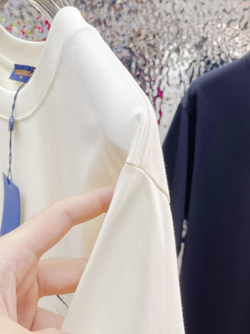 Louis Vuitton T-Shirts Fashionable 137062