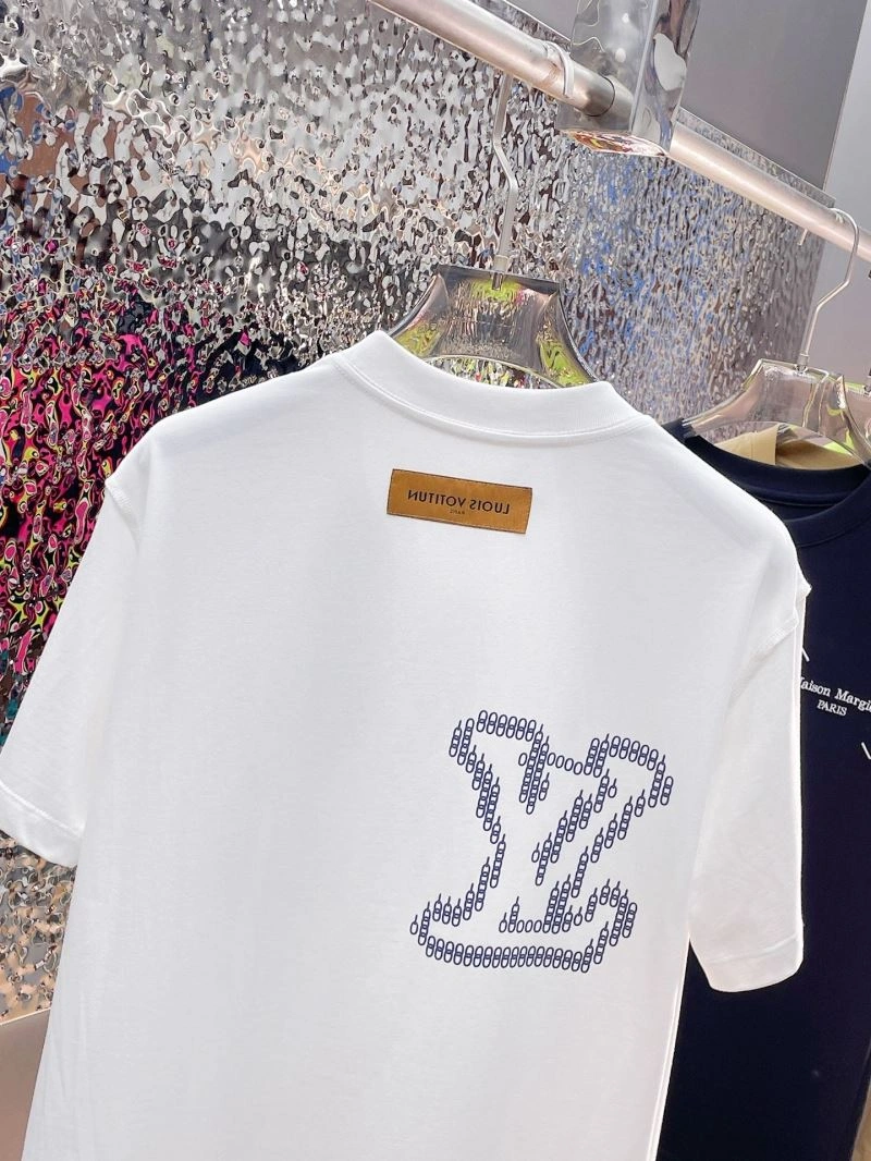 Louis Vuitton T-Shirts Seasonal 137063