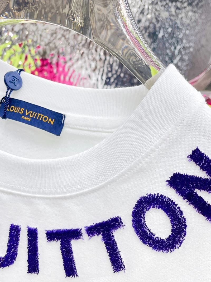 SoftTouch Louis Vuitton T-Shirts 137061