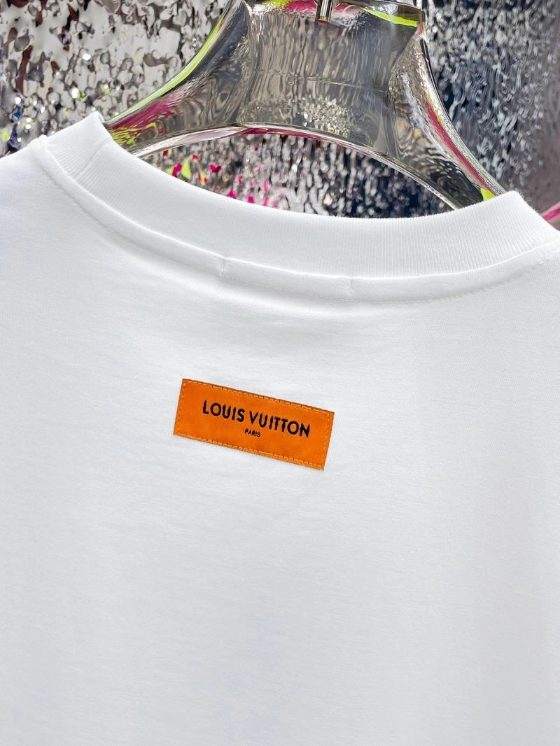 SoftTouch Louis Vuitton T-Shirts 137061