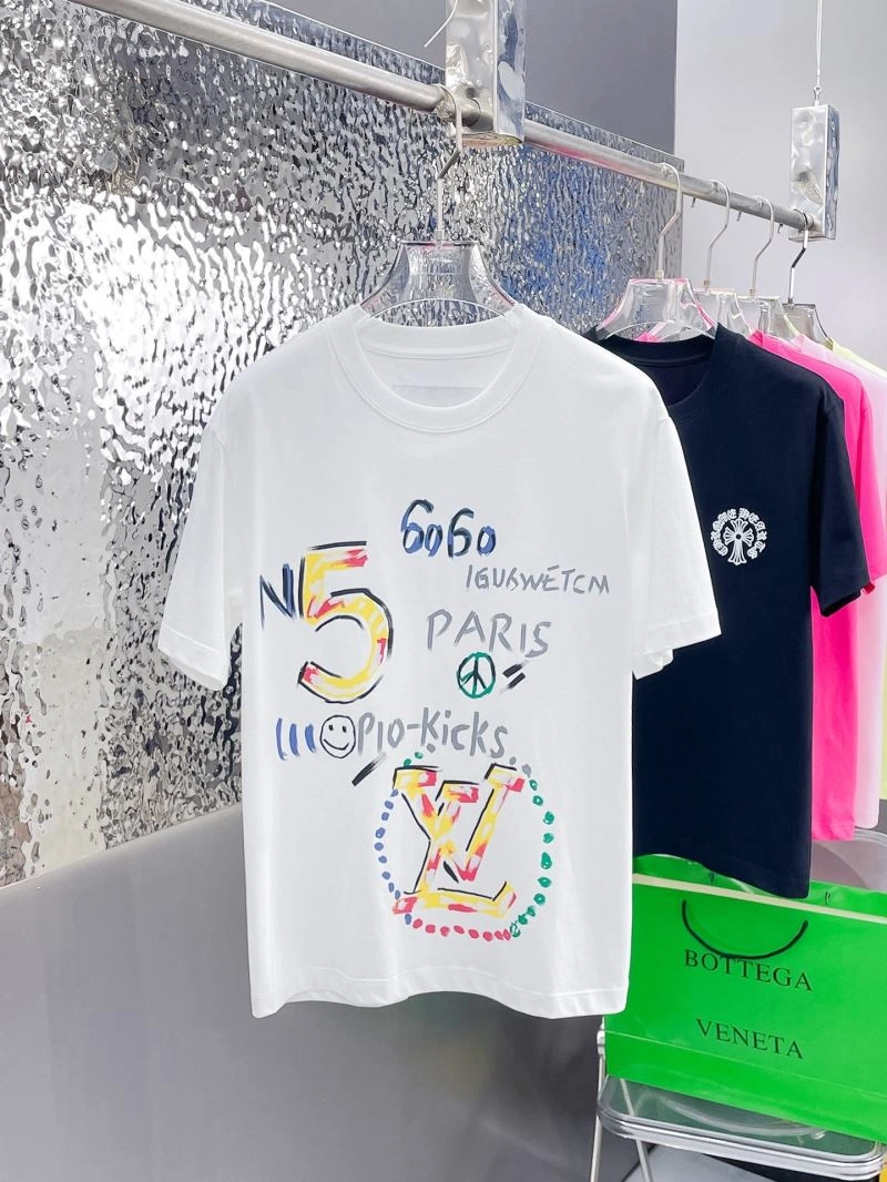 Elegant Louis Vuitton T-Shirts 137058